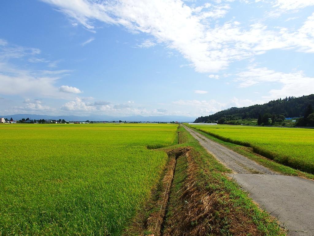 Отель Yamagataya Kitakata Экстерьер фото